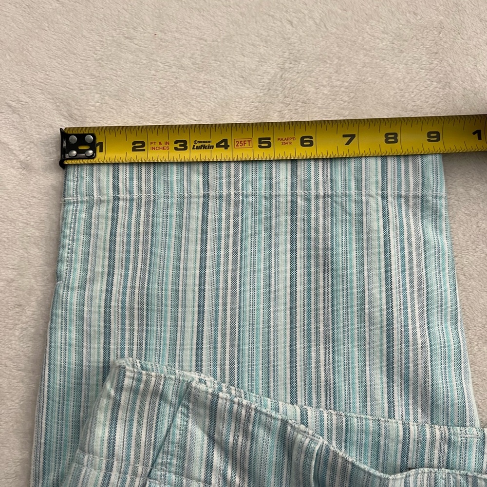Liz Claiborne Michaela Blue Pinstripe 100% Cotton Capri Pants, Size 12 - Picture 11 of 16